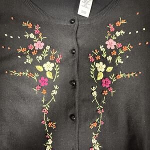 Woman's Black‎ Button-Up Cardigan Sweater with Floral Embroidery Size L